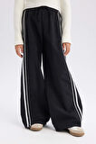 DeFacto Kız Çocuk Beli Lastikli Wide Leg Geniş Paça Pantolon D8485A825SPBK27