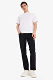 DeFacto Pedro Slim Fit Dar Kalıp Normal Bel Dar Paça Siyah Jean Pantolon E1928AX25SPNM40