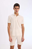 DeFacto Slim Fit Dar Kesim Polo Yaka Dokulu Kısa Kollu Krinkıl Beyaz Tişört E1222AX25SMWT32