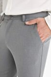 Tailored Fit Düz Paça Her Yöne Esneyen Yumuşak Tuşe Cepli Pantolon