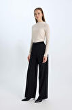 DeFacto Wide Leg Kumaş Pantolon Yüksek Bel Standart Boy Basic Düz C6402AX25SPBK27