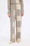 DeFacto Regular Fit Şal Desenli Viskon Plaj Pantolonu-Fall in Love C3159AX25SPER103