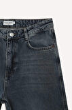 DeFacto 90's Slim Fit Dar Kalıp Yüksek Bel Dar Paça Jean Pantolon E8500AX24WNNM84
