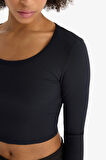 DeFactoFit Cropped Fit Bisiklet Yaka Sporcu Uzun Kollu Tişört E7282AX24WNBK81