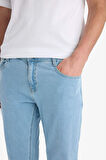 DeFacto Sergio Regular Fit Normal Kalıp Normal Bel Boru Paça Jean Pantolon E7268AX25SMNM39