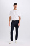 DeFacto Pedro Slim Fit Dar Kalıp Normal Bel Dar Paça Jean Pantolon E8853AX24WNNM34