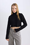 DeFacto Coool Balıkçı Yaka Crop Top Basic Düz Fitilli Kaşkorse Uzun Kollu Tişört E1673AX24WNBK81