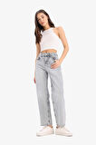 DeFacto Straight Fit Yüksek Bel Kısa Paça Jean Yıkamalı Pantolon E8013AX25SMNM55