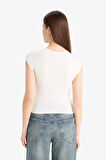 DeFacto Slim Fit Dar Kesim Bisiklet Yaka Basic Düz Modal Kısa Kollu Tişört F0685AX25SPER105