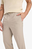 Jogger Fit Düz Paça Her Yöne Esneyen Pantolon