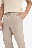 Jogger Fit Düz Paça Her Yöne Esneyen Pantolon