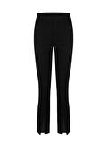 Paçası Yırtmaç Detaylı Skinny Pantolon - Siyah