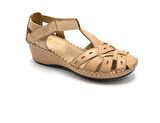 VENÜS 22793083 DOLGU TOPUK YANLARI AÇIK DERİ KADIN SANDALET
