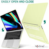 NovStrap Apple MacBook Pro M1 M2 Çip 13.3" A2338 ile Uyumlu Kılıf Cream Hard Shell Rubber Kapak