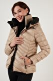 Lela Bayan Mont 6274120