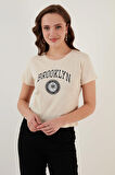 Lela Bayan T Shirt 5864581