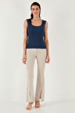 Lela Bayan Atlet 5864979