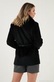 Lela Bayan Kaban 6839688
