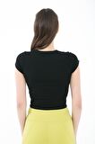 Zazel Kısa Kollu Önü Büzgü Detaylı Örme Crop Body