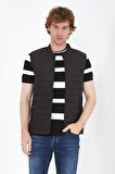 Erkek Regular Fit Bomber Yaka Cepli Kapitone Scuba Kumaş Fermuar Detaylı İnce Yelek