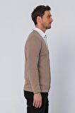 Erkek Regular Fit Düğmeli V Yaka Hırka