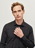 Erkek Siyah Slim Fit Dar Kesim Klasik Yaka Kareli Gömlek
