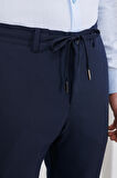 Erkek Lacivert Slim Fit Dar Kesim Kırlangıç Yaka Desenli Takım Elbise