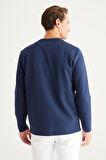 Erkek Lacivert Slim Fit Dar Kesim Bisiklet Yaka Yumuşak Tuşeli Sweatshirt