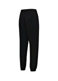 New Balance MNP3526-BK Lifestyle Men Pant Siyah Lastikli Bel Regular Fit Düz Erkek Eşofman Altı