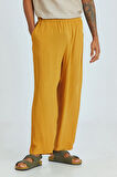 Relaxed Fit Dökümlü Erkek Pantolon Sarı | L