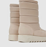 Kadın Kar Botu [051813]