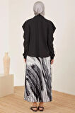 Omuz Drapeli Saten Bluz-Siyah | 40