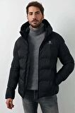 Lumberjack Erkek Kapüşonlu Arma Detaylı Şişme Mont NOLAN COAT Siyah 2SN22