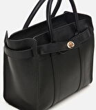 Kadın Deri Siyah Kilit Detaylı Omuz Çantası