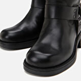 Kadın Deri Siyah Çizme