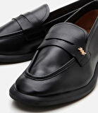 Kadın Deri Siyah Esnek Tabanlı Klasik Loafer