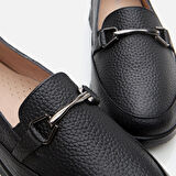 Hakiki Deri Siyah Kadın Tokalı Loafer