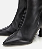 Kadın Deri Siyah Sivri Burunlu Bilekte Topuklu Bot