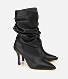 Kadın Deri Siyah Büzgülü Sivri Burunlu İnce Topuklu Bot