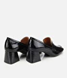 Kadın Rugan Deri Siyah Topuklu Klasik Loafer