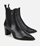 Kadın Deri Siyah Sivri Burunlu Streç Detaylı Bilekte Topuklu Bot