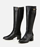 Kadın Deri Siyah Tokalı Topuklu Çizme