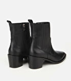 Kadın Deri Siyah Lastik Detaylı Fermuarlı Kovboy Düz Bot