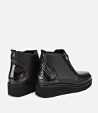 Kadın Deri Siyah Dolgu Topuklu Deri Baskılı Topuklu Bot