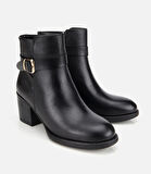 Kadın Deri Siyah Tokalı Bilekte Topuklu Bot