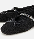 Kadın Siyah Peluş Kürklü Zımbalı Babet