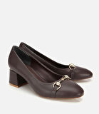 Kadın Kahverengi Gold Tokalı Kalın Topuklu Ayakkabı