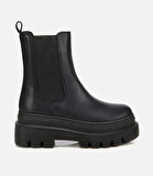 Kadın Siyah Lastik Detaylı Kalın Tabanlı Düz Bot