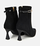 Kadın Süet Siyah Taşlı Tokalı Bilekte Topuklu Bot