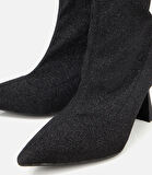 Kadın Siyah Simli Streç Fermuarlı Bilekte İnce Topuklu Bot